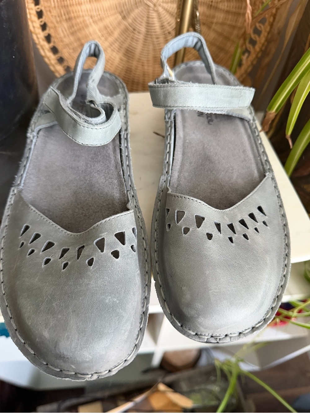 NAOT Women's Celosia sandals gray nubuck sling back cutout details. 40 L9